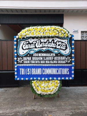 Papan Bunga Duka di Rawamerta